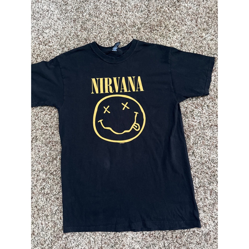 Nirvana Smiley Face GraphicT-shirt Black 90s Vintage Grunge Medium Alternative